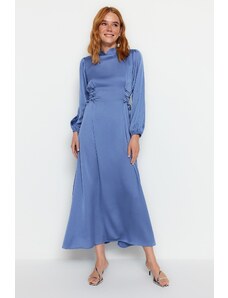 Trendyol modré večerné šaty so saténovými večernými šatami Brit Waist