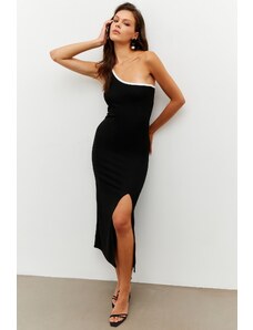 Cool & Sexy Cool &ampy Dámske Black Pile Midi šaty s rozparkom na jedno rameno