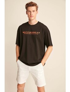 GRIMELANGE Čierne pánske tričko Wesley Oversize Fit zo 100 % bavlny s hrubou textúrou