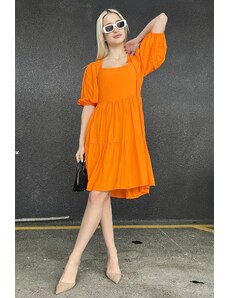 Madmext Oranžové základné krátke šaty bez chrbta