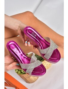 Fox Shoes P572282159 Women's Fuchsia Metallic Stone Detailed Wedge Heels Slippers