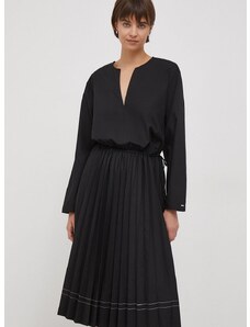 Šaty Tommy Hilfiger čierna farba,midi,áčkový strih,WW0WW41153