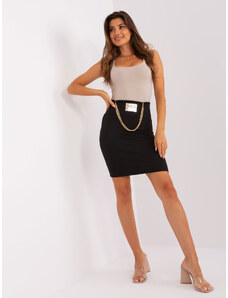 Fashionhunters Čierna pletená sukňa s aplikáciou