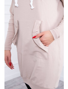 K-Fashion Šaty s ozdobnými volánikmi a kapucňou béžovej farby