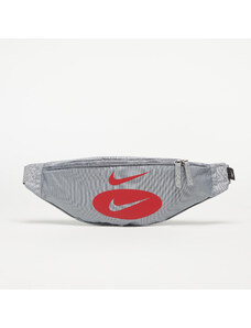 Ľadvinka Nike Heritage Hip Pack Particle Grey/ University Red