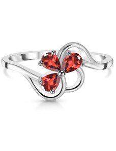 Klenoty Amber Luxusný strieborný prsteň s granátom Trojlístok