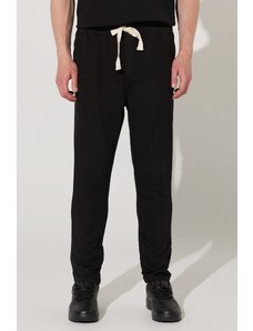 ALTINYILDIZ CLASSICS Men's Black Slim Fit Slim Fit Cotton Trousers with Side Pockets.