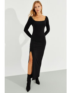 Cool & sexy dámske maxi šaty s čiernym rozparkom
