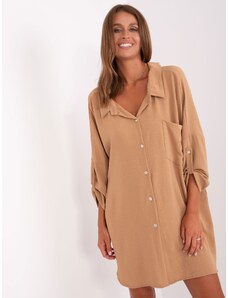 Fashionhunters Camel dress with chain on the back of Elaria