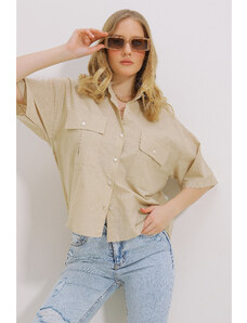 Trend Alaçatı Stili Women's Dark Beige Double Pocket Half Sleeve Linen Shirt