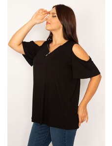 Şans Women's Plus Size Black Low-cut Tunic with a front zipper, a relaxed fit