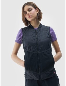 4F Dámska bežecká zatepľovacia vesta s výplňou PrimaLoft Black Insulation Eco - čierna