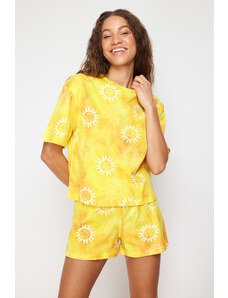 Trendyol Collection Žltá pletená pyžamová súprava zo 100 % bavlny so slnečným vzorom