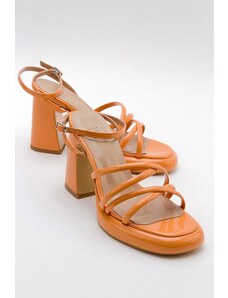 LuviShoes Dámske topánky na opätku z lakovanej kože v oranžovej farbe OPPE