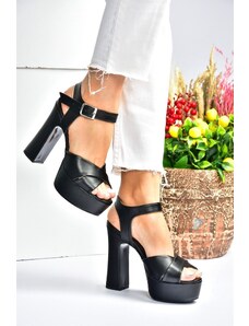 Fox Shoes Čierne kožené dámske spoločenské topánky na platforme 09