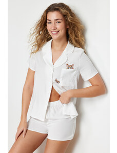 Trendyol Collection Súprava vyšívaného viskózového tkaného pyžama bielej mačky
