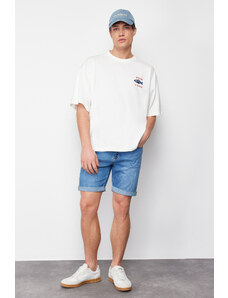 Trendyol Collection Modré Slim Fit Rake Destroyed Denim Shorts