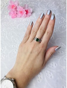 Webmoda Dámsky strieborný prsteň so zeleným kryštálom 8