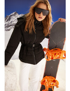 Trendyol Black Winter Essentials/Ski Collection Nepremokavá Puffer bunda s kapucňou