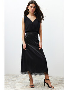 Trendyol Collection Čierna saténová sukňa s čipkovaným detailom Midi tkaná sukňa