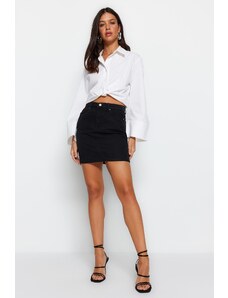 Trendyol Collection Čierna mini džínsová sukňa s vysokým pásom