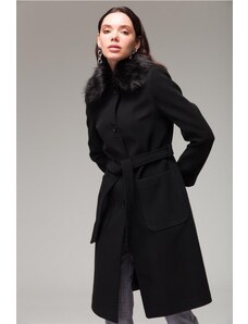 Concept. Kabát s košeľovým golierom s odnímateľnou kožušinovou taškou, čierna