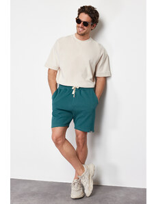 Trendyol Collection Smaragdovo zelené šortky zo 100 % bavlny s bežným/normálnym strihom