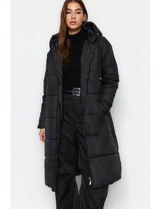 Trendyol Collection Čierna vodoodpudivá bunda s kapucňou