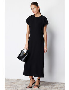 Trendyol Collection Čierne midi tkané šaty s krátkym rukávom v áčkovej línii