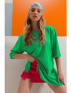 Trend Alaçatı Stili Dámske zelené tričko s dvojitým rukávom, bavlnené základné tričko
