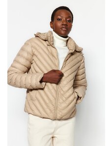 Trendyol Collection Béžová priliehavá vodoodpudivá bunda s kapucňou