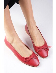 Mio Gusto Dámske balerínové topánky s tupou špičkou Nelly Red Color
