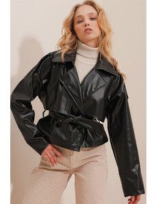Trend Alaçatı Stili Čierna dámska bunda z umelej kože s pásom na chrbte