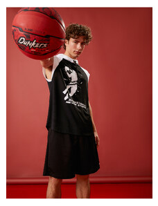 Koton Športové tričko s kapucňou z priedušnej basketbalovej potlače bez rukávov