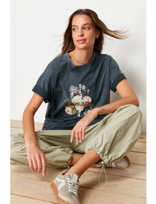 Trendyol Collection Tričko s prvotriednou antracitovou potlačou a bledým efektom Oversize/pohodlný strih Pletené tričko