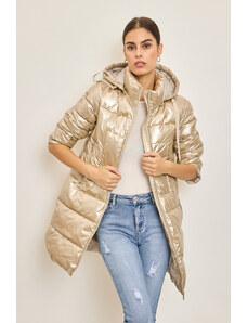 Zimná dlhá bunda s kapucňou zlatá