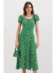 Bigdart 2427 Kvetinové viskózové šaty s rozparkom - zelené
