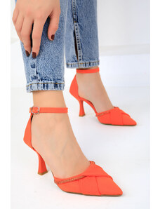 SOHO Oranžové matné saténové dámske klasické topánky na podpätku
