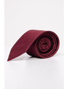 Tudors Klasická vzorovaná červená kravata s vreckovkou