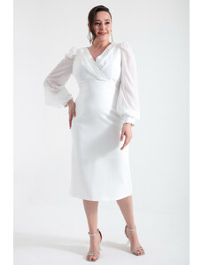 Lafaba Dámske biele spoločenské šaty s dvojitým golierom nadmernej veľkosti