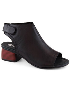 Rieker Pohodlné kožené sandále Remonte W RKR654