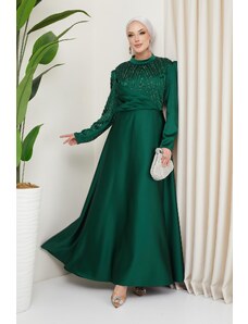 Olcay Večerné saténové hidžábové šaty nadmernej veľkosti so záhybom a detailmi kamienkov ZELENÁ