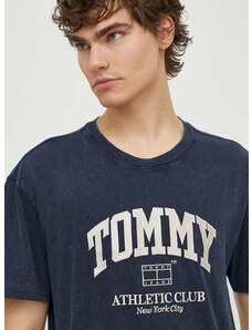 Bavlnené tričko Tommy Jeans pánske,tmavomodrá farba,s nášivkou,DM0DM18557