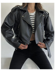 Pin Fashion Čierna oversize kožená bunda s opaskom