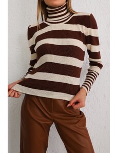 BİKELİFE Dámsky hnedý pruhovaný sveter s mäkkou textúrou Lycra Basic Pletený sveter