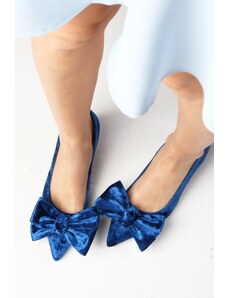 Mio Gusto Dámske topánky na nízkom podpätku Molly Saks Blue Color Velvet Mini