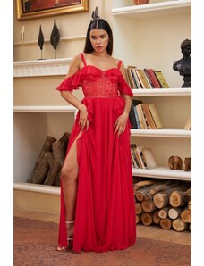Carmen Červené večerné šaty s čipkovaným rozparkom navrchu