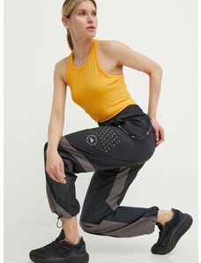 Tréningové nohavice adidas by Stella McCartney čierna farba, IN3621