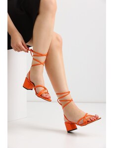 en7 Oranžové dámske klasické topánky na 5 cm podpätku 2021