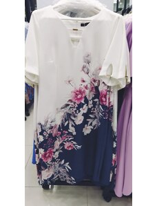venusamoda Púzdrové šaty s kvetovanou sukňou biele